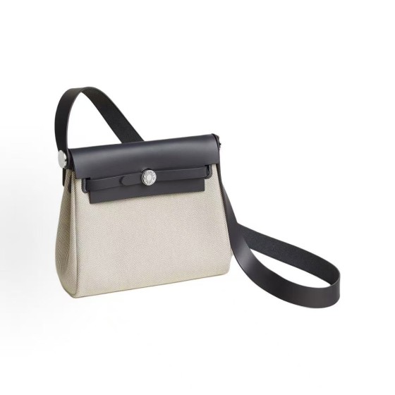 HERMES Herbag Zip 20 Silver buckle crossbody single-shoulder Bag 20 Unisex couple style beige Black